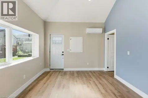 111 Mcalpine Avenue South Welland ON L3B 1T7