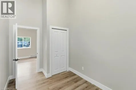 111 Mcalpine Avenue South Welland ON L3B 1T7