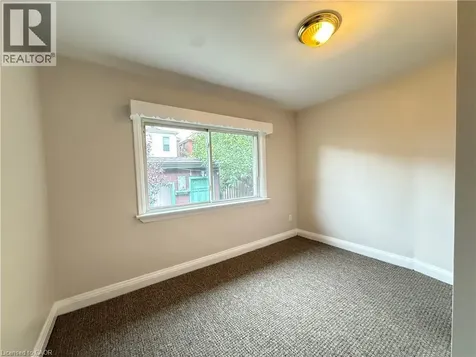 24 Somerset Avenue Hamilton ON L8L 2L5