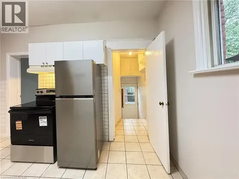 24 Somerset Avenue Hamilton ON L8L 2L5