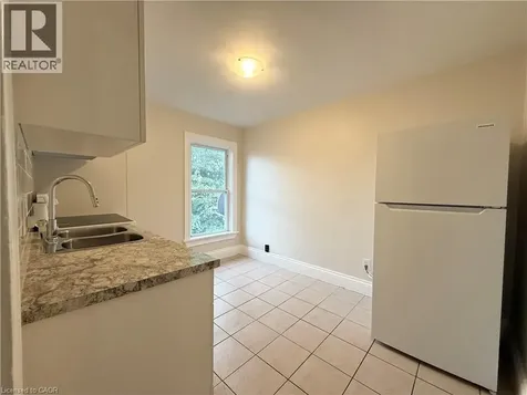 24 Somerset Avenue Hamilton ON L8L 2L5