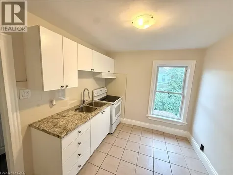 24 Somerset Avenue Hamilton ON L8L 2L5