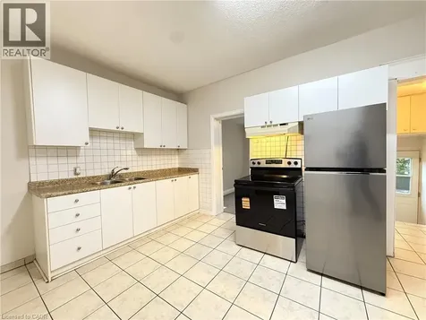 24 Somerset Avenue Hamilton ON L8L 2L5