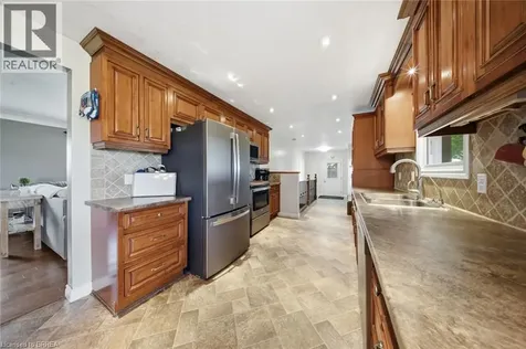 1840 Thompson Road East Waterford ON N0E 1Y0