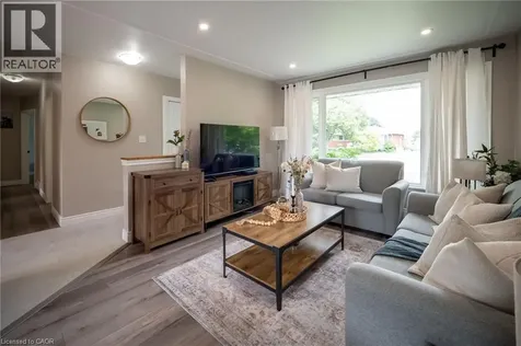 9 Kingslea Drive Hamilton ON L8T 3Z8