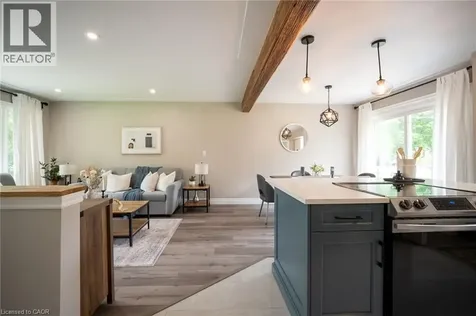9 Kingslea Drive Hamilton ON L8T 3Z8