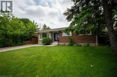 9 Kingslea Drive Hamilton ON L8T 3Z8