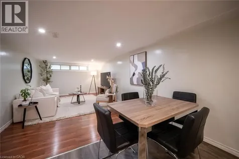9 Kingslea Drive Hamilton ON L8T 3Z8