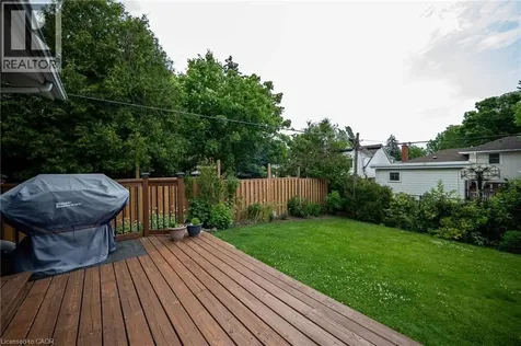 9 Kingslea Drive Hamilton ON L8T 3Z8