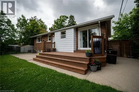 9 Kingslea Drive Hamilton ON L8T 3Z8