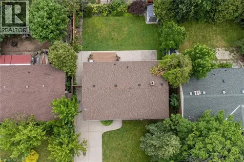 9 Kingslea Drive Hamilton ON L8T 3Z8