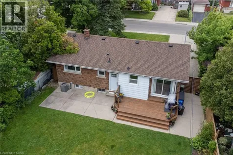 9 Kingslea Drive Hamilton ON L8T 3Z8