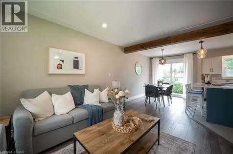 9 Kingslea Drive Hamilton ON L8T 3Z8