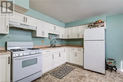 43 Southview Crescent Cambridge ON N1P 1A3