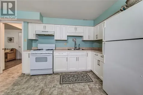 43 Southview Crescent Cambridge ON N1P 1A3