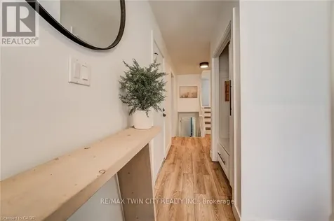 43 Southview Crescent Cambridge ON N1P 1A3