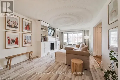 43 Southview Crescent Cambridge ON N1P 1A3