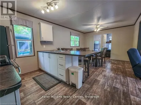 13 Southline Avenue Huron-kinloss ON N2Z 2X5