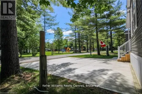 13 Southline Avenue Huron-kinloss ON N2Z 2X5