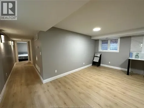 757 Randolph Avenue Windsor ON N9B 2T7