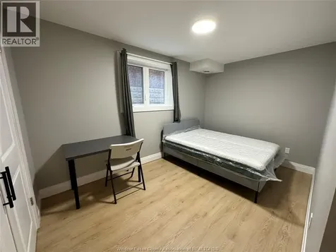 757 Randolph Avenue Windsor ON N9B 2T7