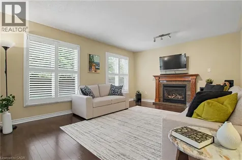 4237 Millcroft Park Drive Burlington ON L7M 3V7