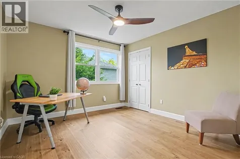 4237 Millcroft Park Drive Burlington ON L7M 3V7