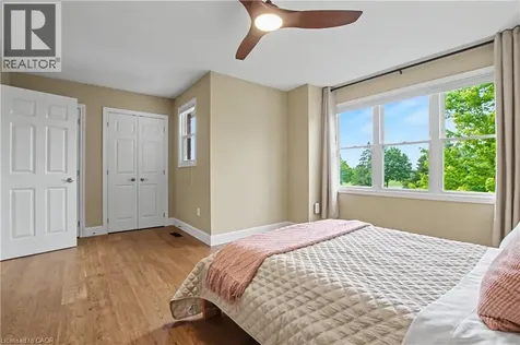 4237 Millcroft Park Drive Burlington ON L7M 3V7