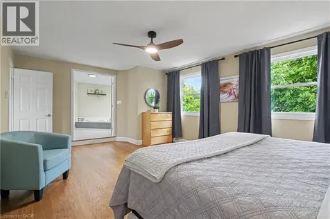 4237 Millcroft Park Drive Burlington ON L7M 3V7