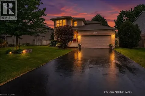 4237 Millcroft Park Drive Burlington ON L7M 3V7