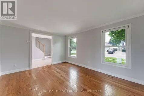 80 Hubert Street Cambridge ON N3C 3T6