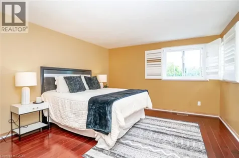 15 Cresswell Drive Brampton ON L6Y 2T5