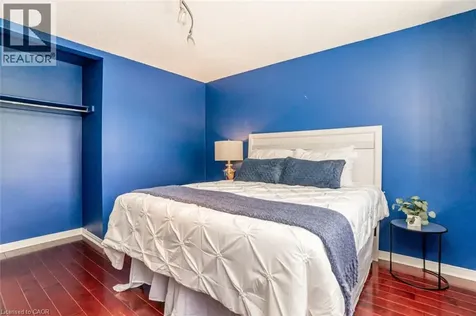 15 Cresswell Drive Brampton ON L6Y 2T5