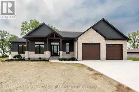 25 Black Walnut Drive Norfolk ON N0E 1P0