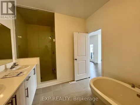 116 Blick Crescent Aurora ON L4G 7B6