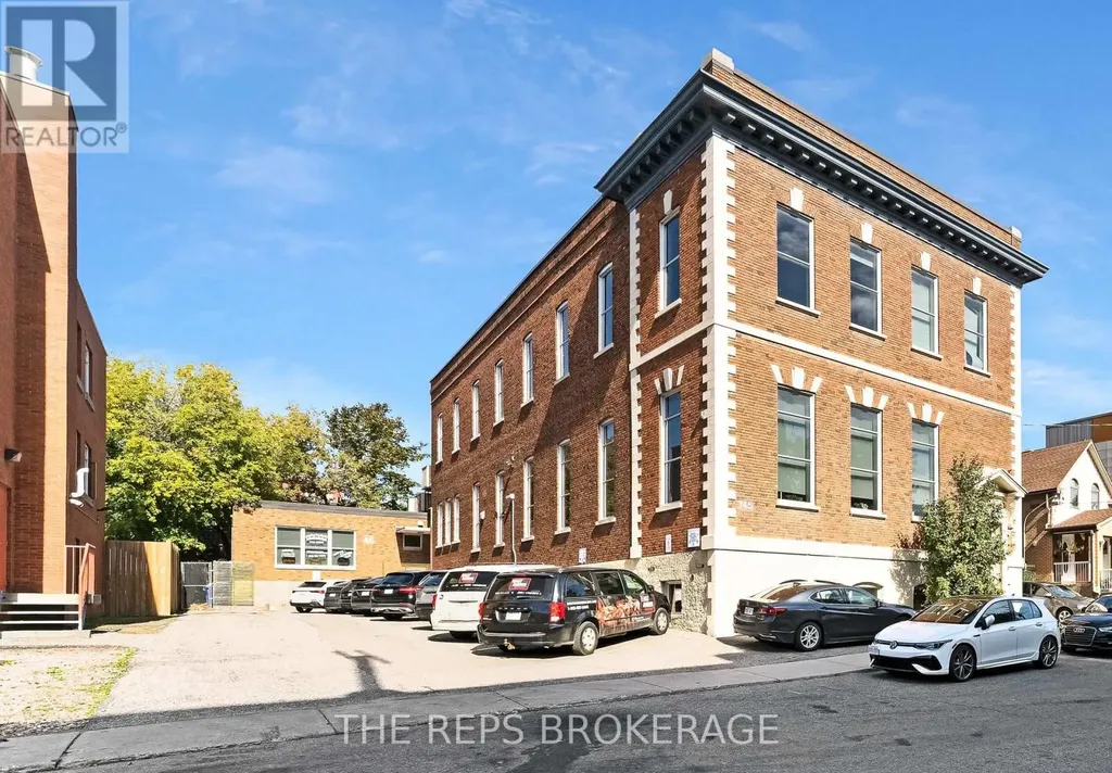 43-45 Eccles Street West Ottawa ON K1R 6S3