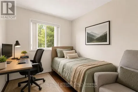 106 Blackdome Crescent Ottawa ON K2T 1B1