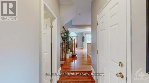 106 Blackdome Crescent Ottawa ON K2T 1B1