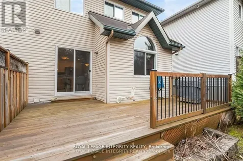 106 Blackdome Crescent Ottawa ON K2T 1B1
