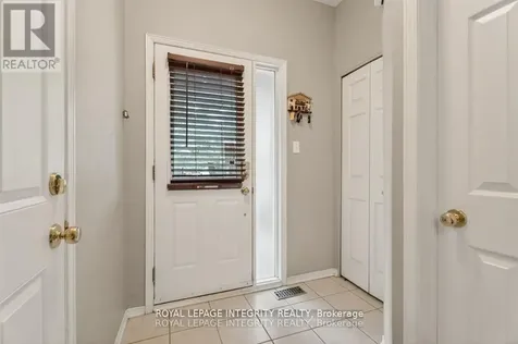 106 Blackdome Crescent Ottawa ON K2T 1B1