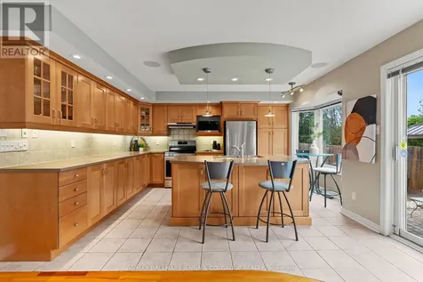 70 Huntersfield Drive Ottawa ON K1T 3L7