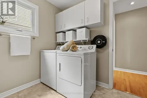 70 Huntersfield Drive Ottawa ON K1T 3L7