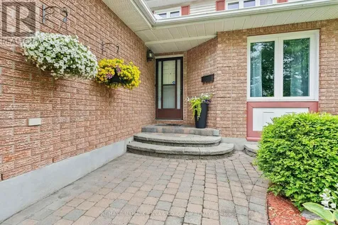 70 Huntersfield Drive Ottawa ON K1T 3L7