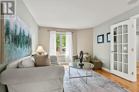 70 Huntersfield Drive Ottawa ON K1T 3L7