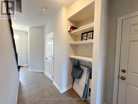49 Bermondsay Way Ottawa ON K2S 2Y7