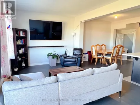 49 Bermondsay Way Ottawa ON K2S 2Y7