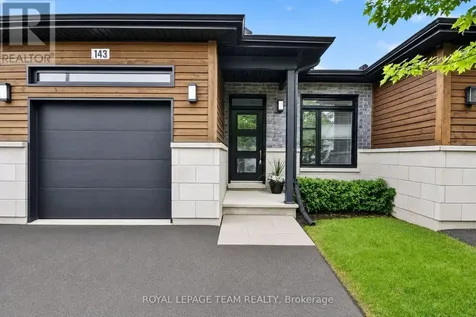 143 St Malo Place Russell ON K0A 1W0