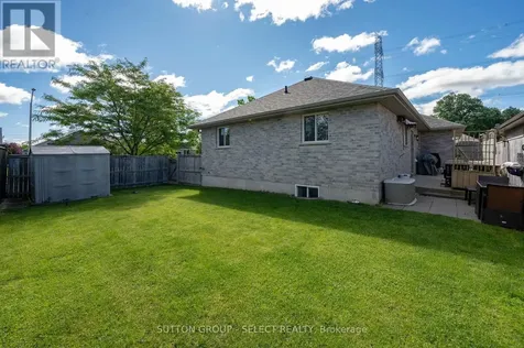 51 Greenway Boulevard St. Thomas ON N5P 4P8