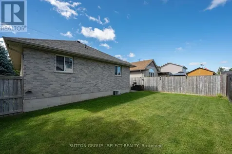 51 Greenway Boulevard St. Thomas ON N5P 4P8