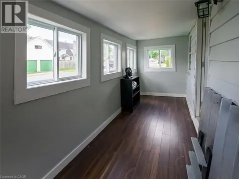 9 Marshall Lane Simcoe ON N3Y 1Z2